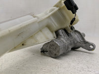 2013-2016 Ford Fusion Brake Master Cylinder - Oemusedautoparts1.com