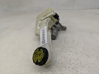 2013-2016 Ford Fusion Brake Master Cylinder - Oemusedautoparts1.com