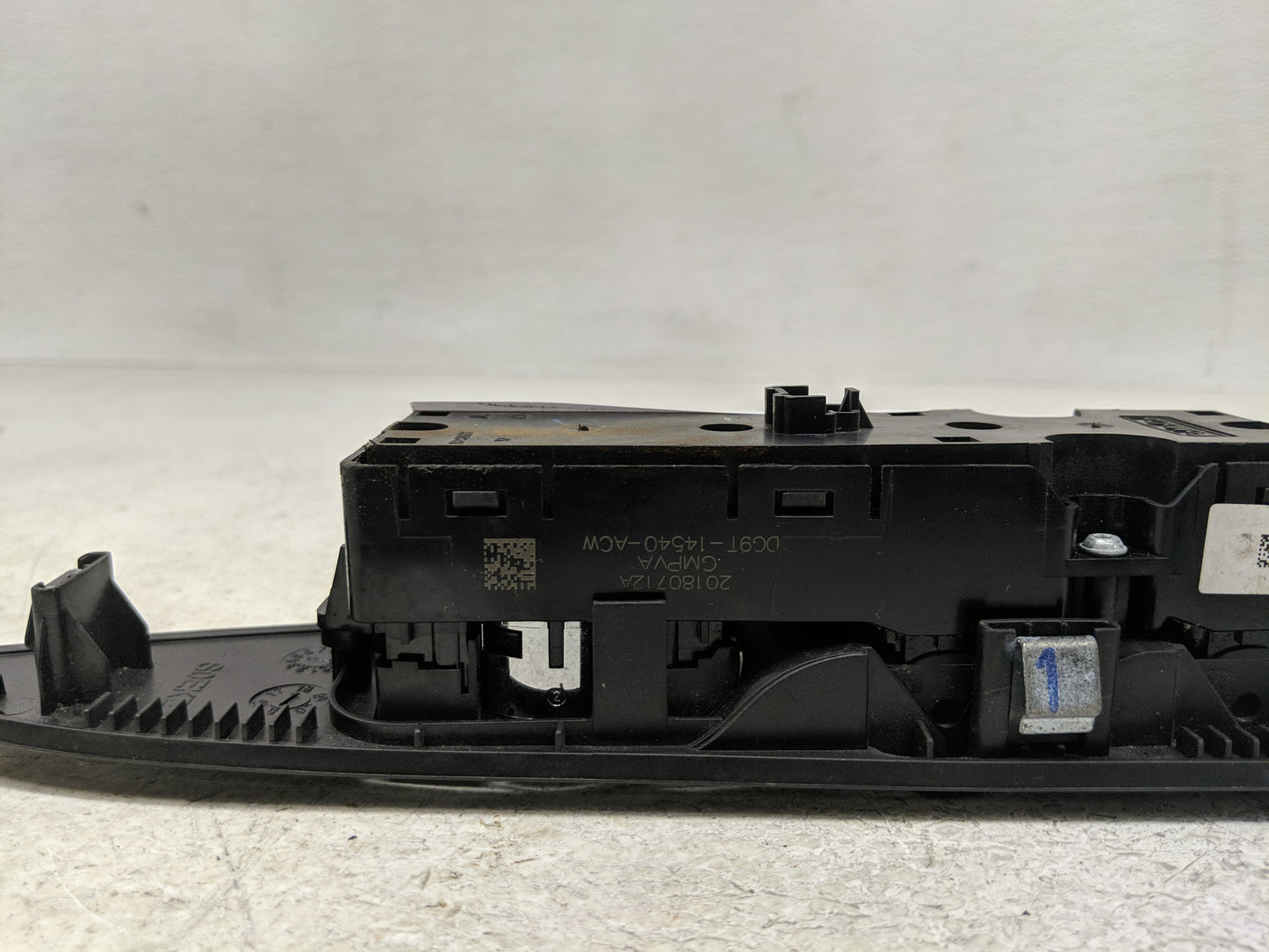 2013-2020 Ford Fusion Master Power Window Switch Replacement Driver Side Left P/N:DC9T-14540-ACW Fits OEM Used Auto Parts - 