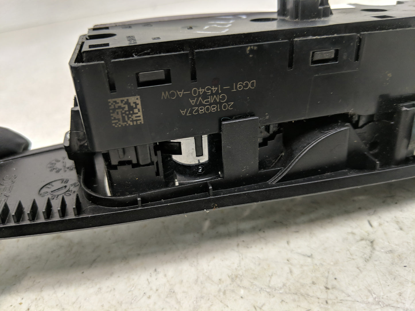2013-2020 Ford Fusion Master Power Window Switch Replacement Driver Side Left P/N:DC9T-14540-ACW Fits OEM Used Auto Parts - 