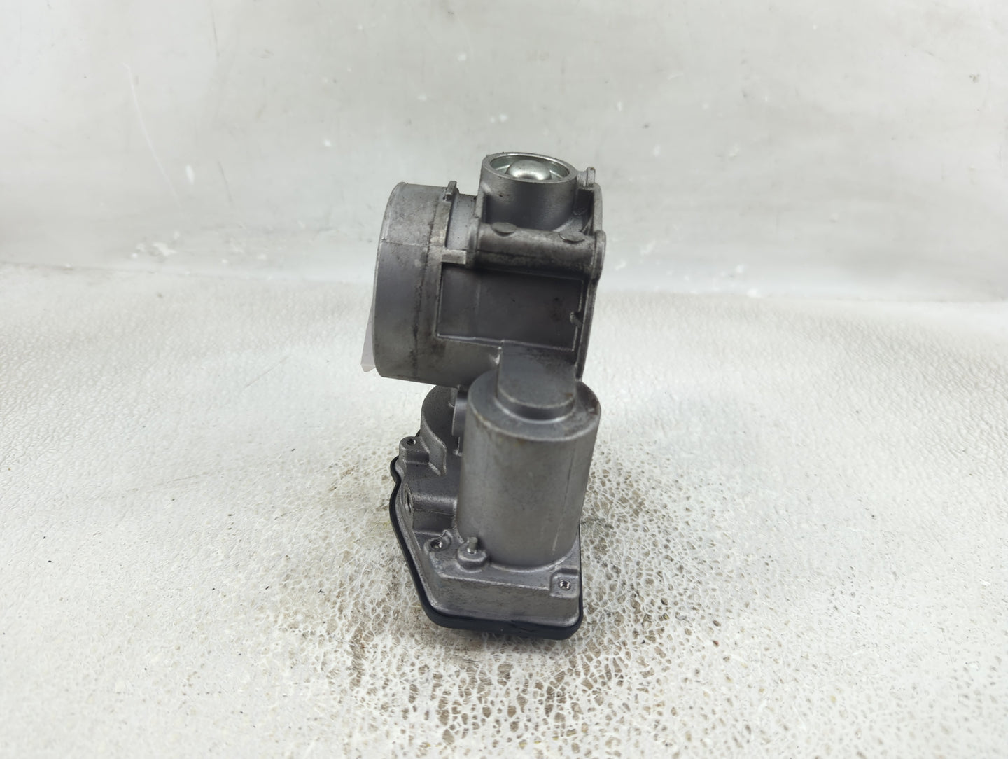 2013-2020 Ford Fusion Throttle Body P/N:DS7E-9F991-AJ Fits Fits 2013 2014 2015 2016 2017 2018 2019 2020 2021 2022 OEM Used A