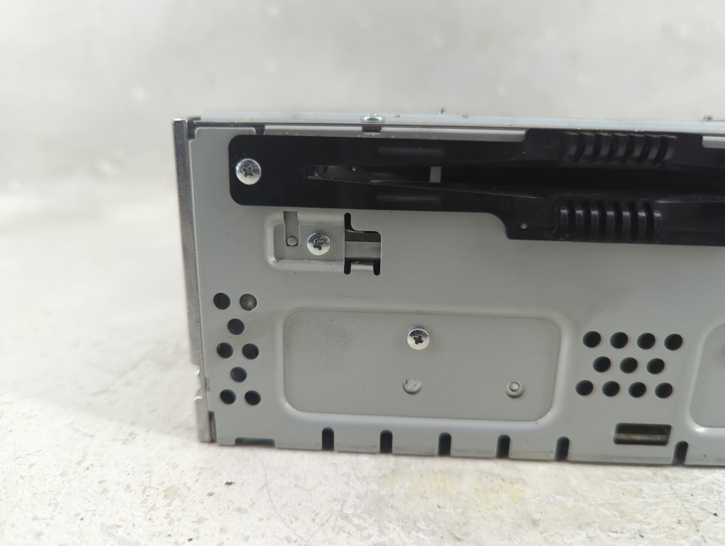 2013-2015 Ford Fusion Radio AM FM Cd Player Receiver Replacement P/N:CQ-FJ22E1UMB Fits Fits 2013 2014 2015 OEM Used Auto Par