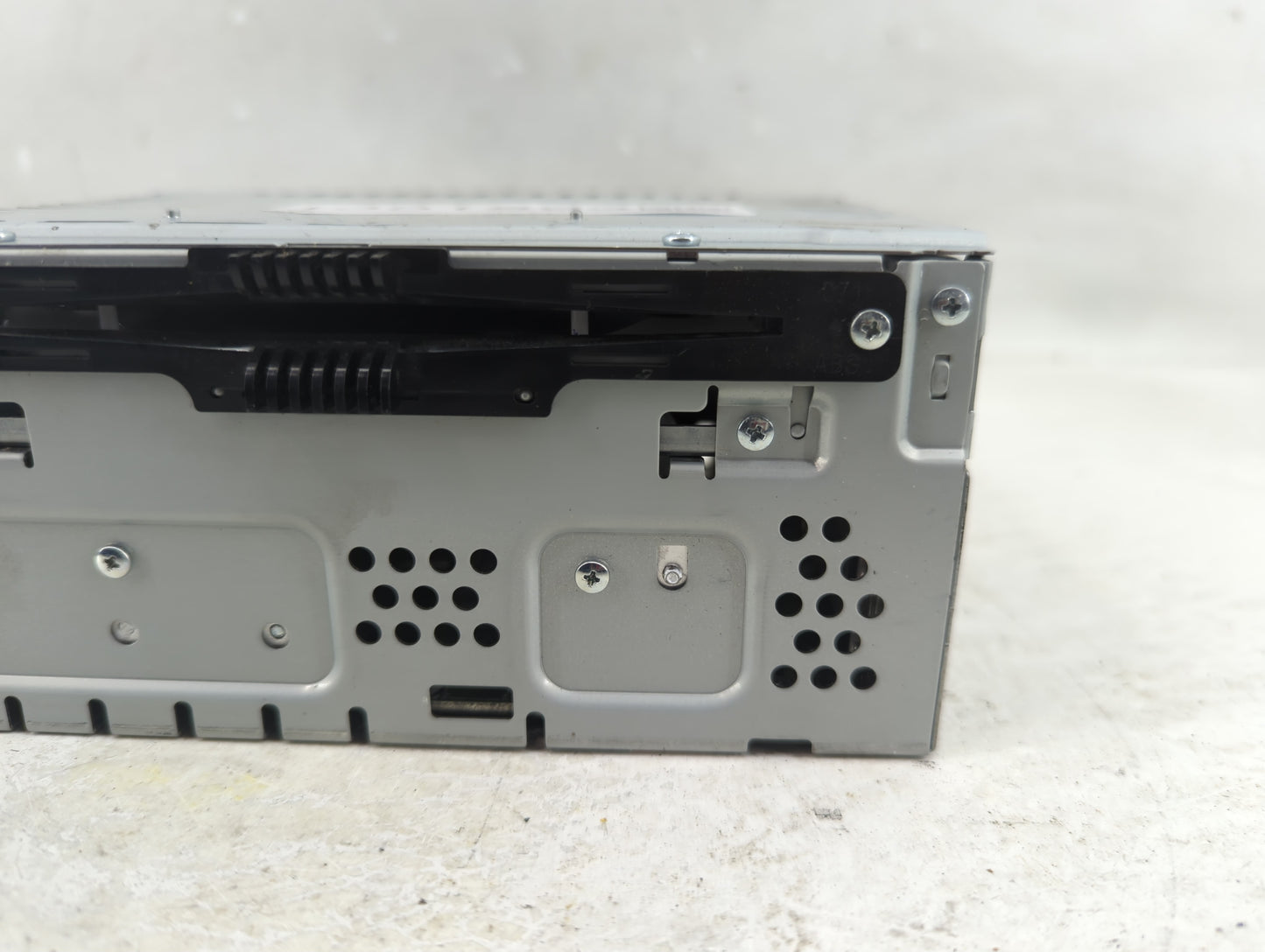 2013-2015 Ford Fusion Radio AM FM Cd Player Receiver Replacement P/N:CQ-FJ22E1UMB Fits Fits 2013 2014 2015 OEM Used Auto Par