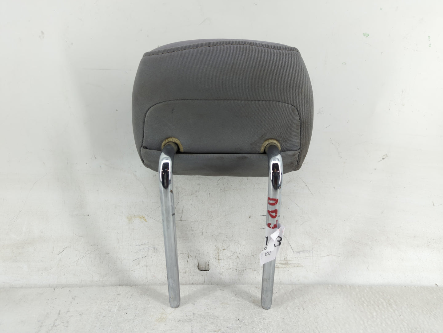 2013-2015 Ford Fusion Headrest Head Rest Rear Seat Fits Fits 2013 2014 2015 OEM Used Auto Parts - Oemusedautoparts1.com