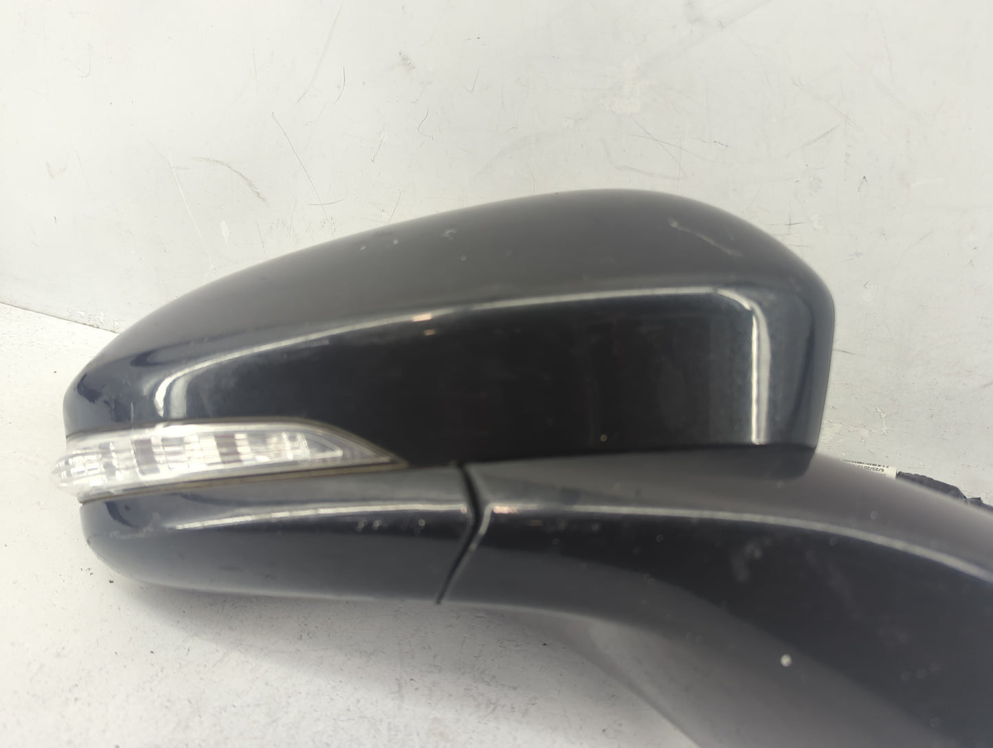 2013-2014 Ford Fusion Passenger Side View Mirror - Right Door Mirror OEM Used - Oemusedautoparts1.com