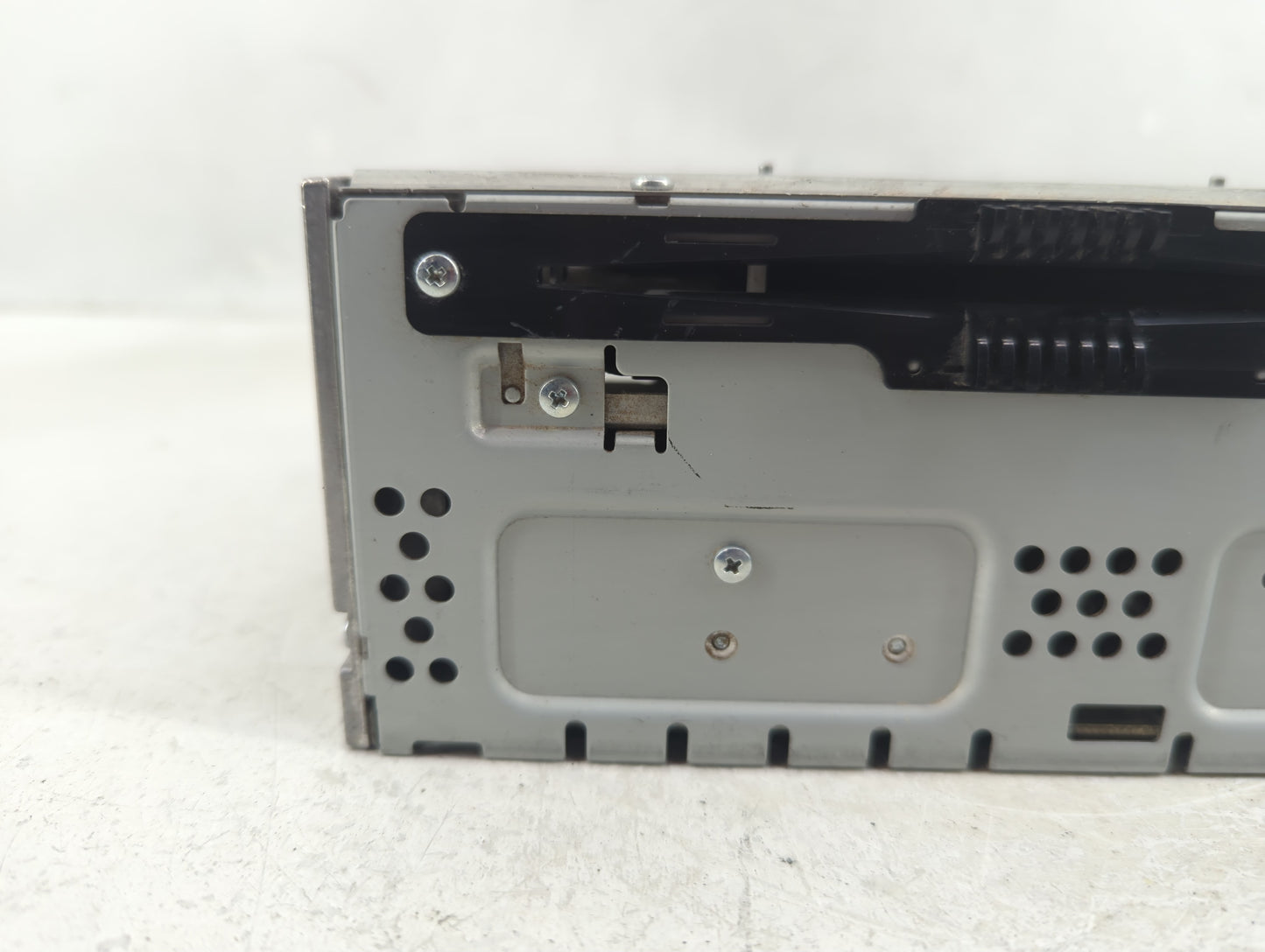 2013-2015 Ford Fusion Radio AM FM Cd Player Receiver Replacement P/N:DS7T-19C107-BG Fits Fits 2013 2014 2015 OEM Used Auto P