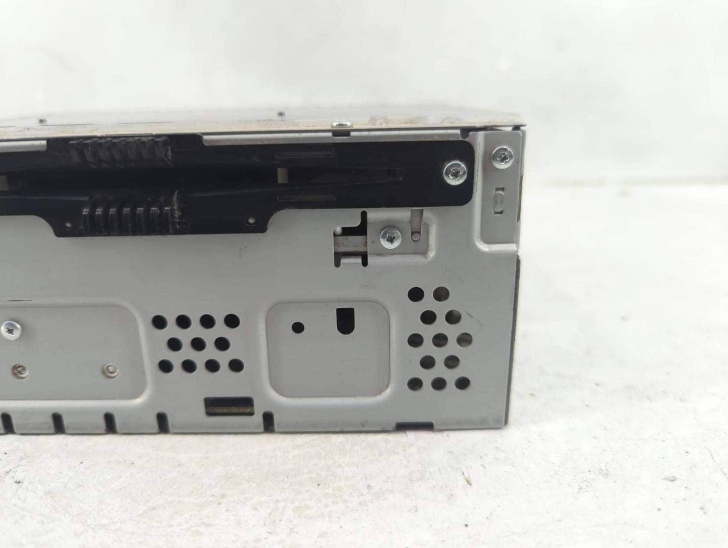 2013-2015 Ford Fusion Radio AM FM Cd Player Receiver Replacement P/N:DS7T-19C107-BG Fits Fits 2013 2014 2015 OEM Used Auto P