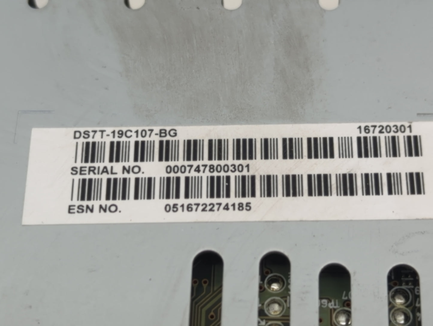 2013-2015 Ford Fusion Radio AM FM Cd Player Receiver Replacement P/N:DS7T-19C107-BG Fits Fits 2013 2014 2015 OEM Used Auto P