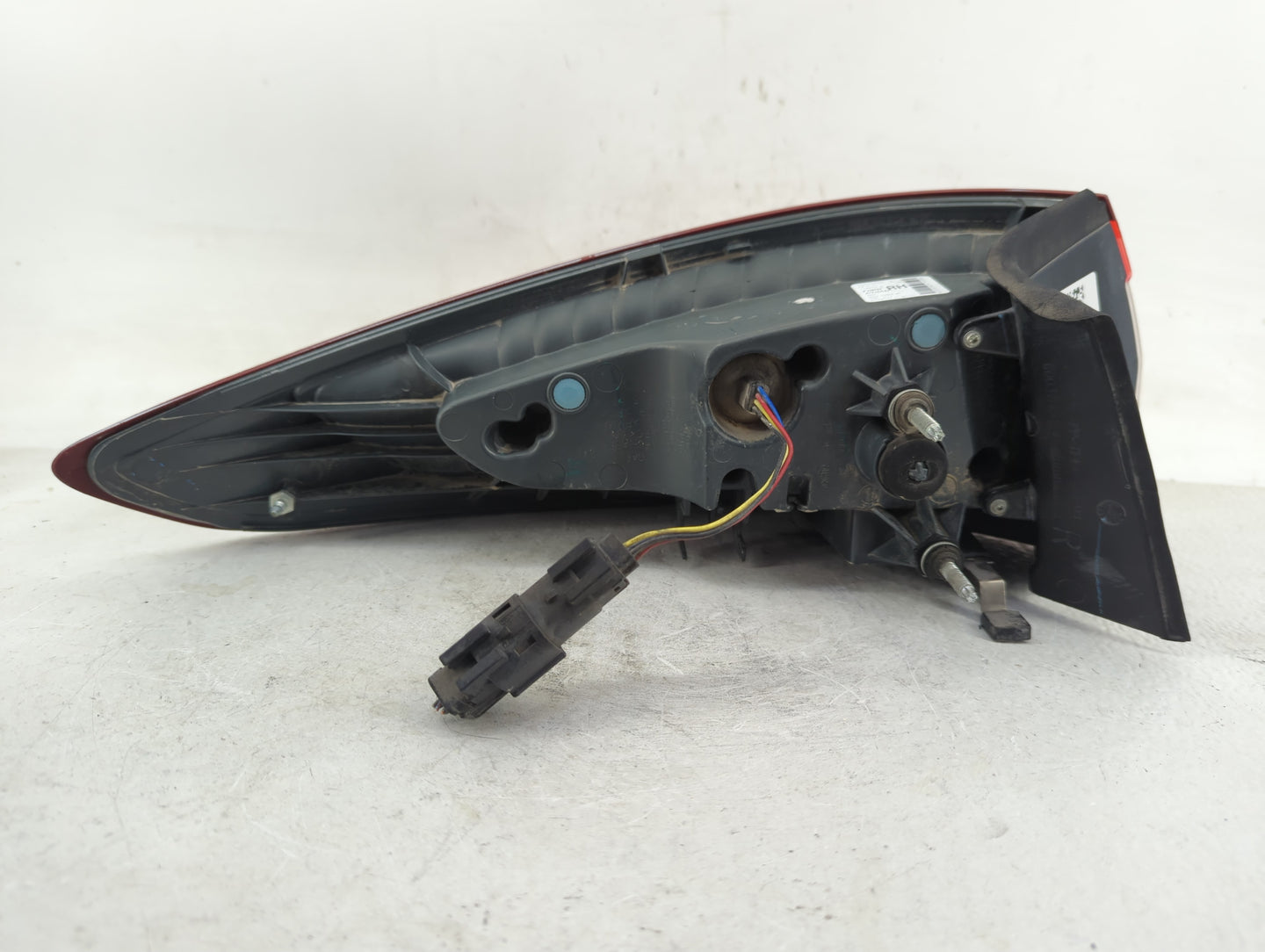 2013-2016 Ford Fusion Tail Light Assembly Passenger Right OEM P/N:DS73-13404-AG Fits Fits 2013 2014 2015 2016 OEM Used Auto 