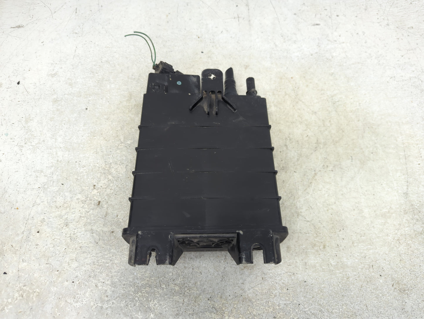2013 Ford Fusion Fuel Vapor Charcoal Canister 1389789 - Oemusedautoparts1.com