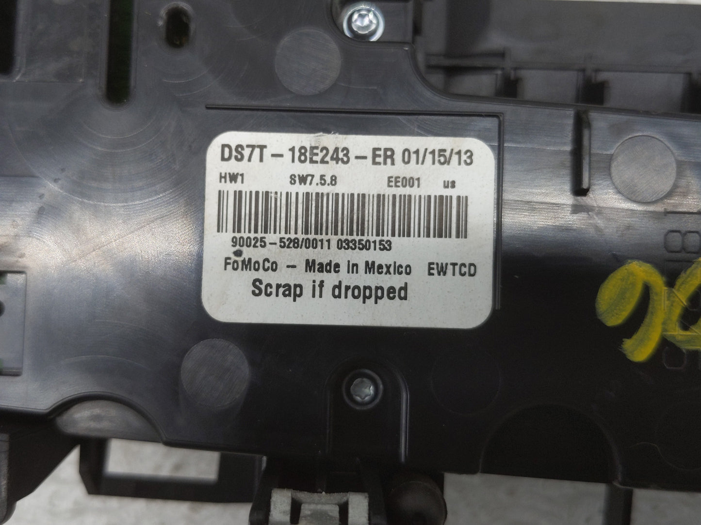 2013-2013 Ford Fusion Radio Control Panel - Oemusedautoparts1.com