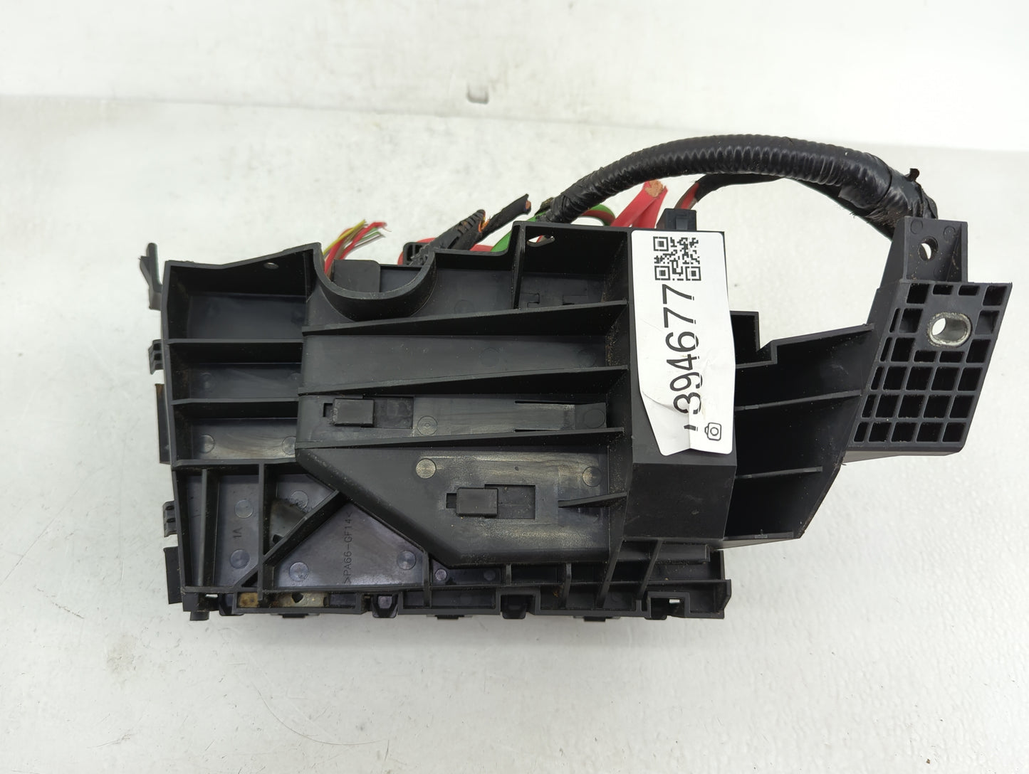 2013-2014 Ford Fusion Fusebox Fuse Box Panel Relay Module P/N:DG9Z-14A068-X Fits Fits 2013 2014 OEM Used Auto Parts - Oemuse