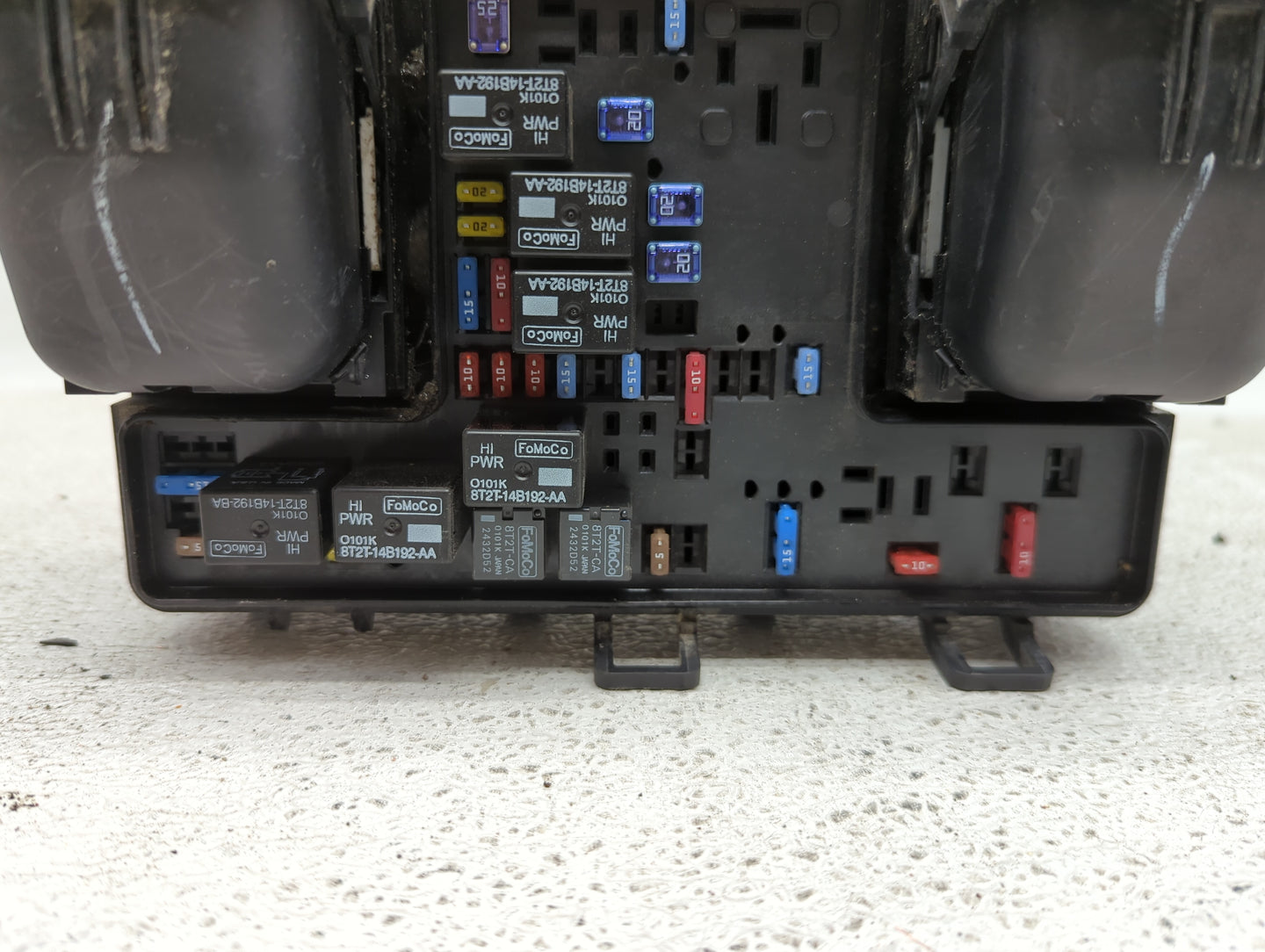 2013-2014 Ford Fusion Fusebox Fuse Box Panel Relay Module P/N:DG9T14A075AA Fits Fits 2013 2014 OEM Used Auto Parts - Oemused