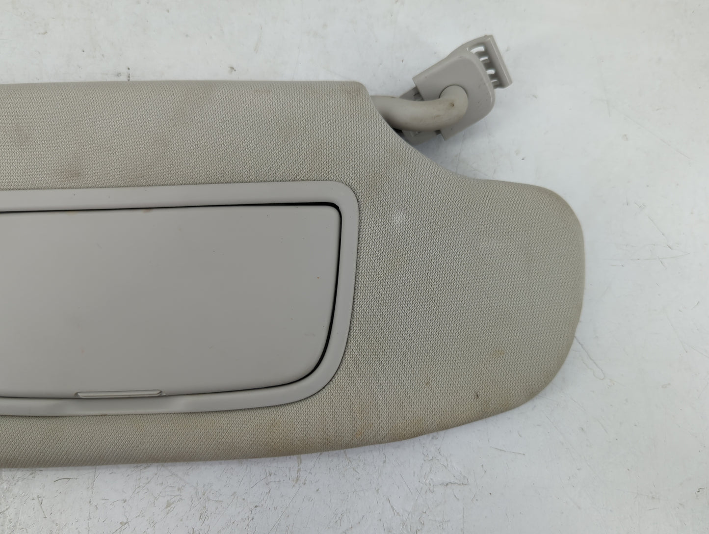 2013-2014 Ford Fusion Sun Visor Shade Replacement Passenger Right Mirror Fits Fits 2013 2014 OEM Used Auto Parts - Oemusedau