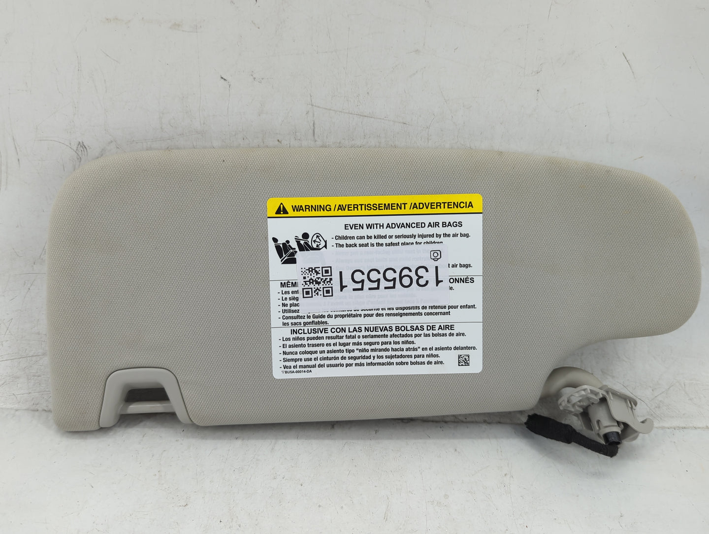 2013-2014 Ford Fusion Sun Visor Shade Replacement Passenger Right Mirror Fits Fits 2013 2014 OEM Used Auto Parts - Oemusedau