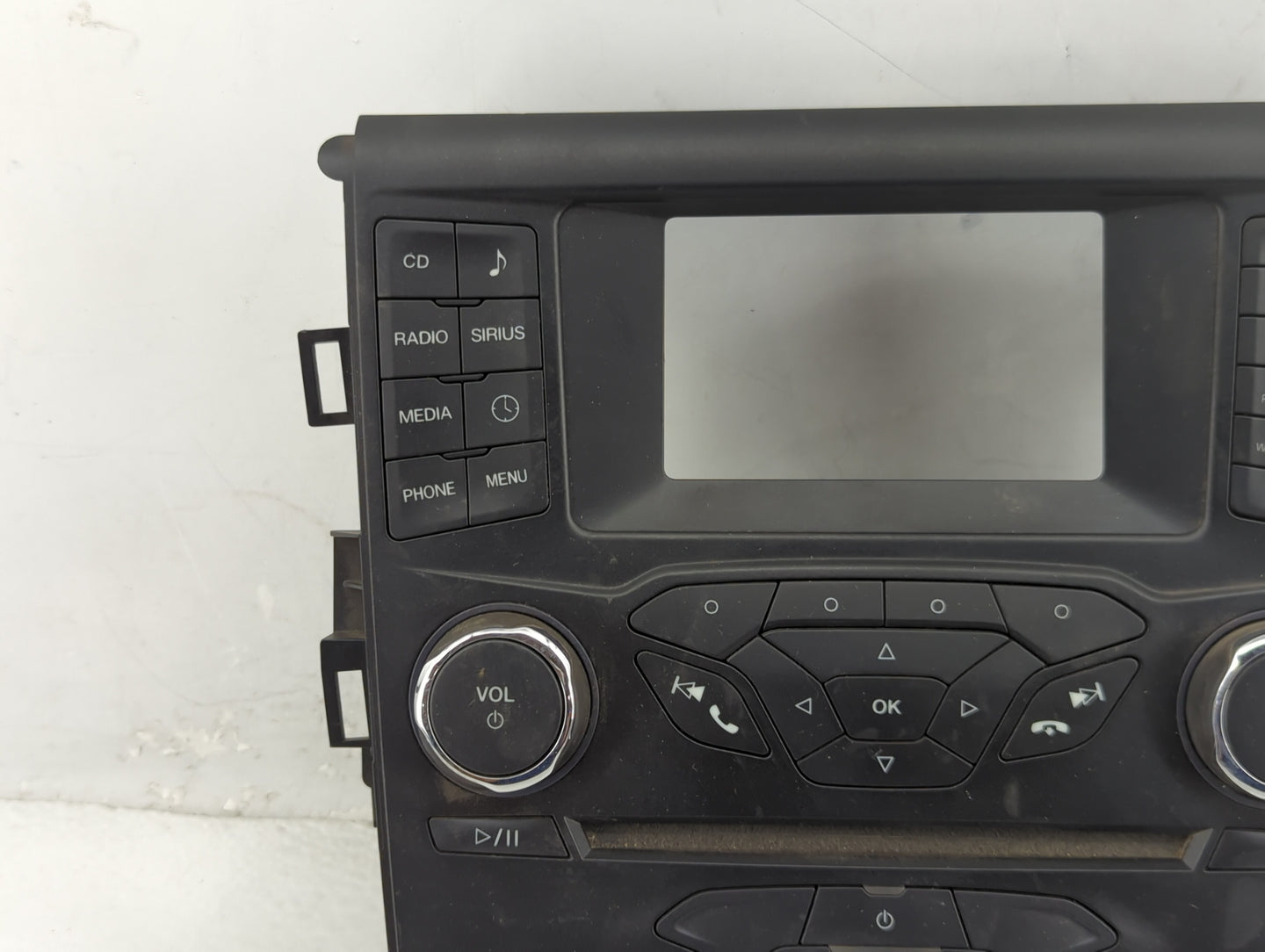 2013 Ford Fusion Radio AM FM Cd Player Receiver Replacement P/N:DS7T-18E243-EU Fits OEM Used Auto Parts - Oemusedautoparts1.