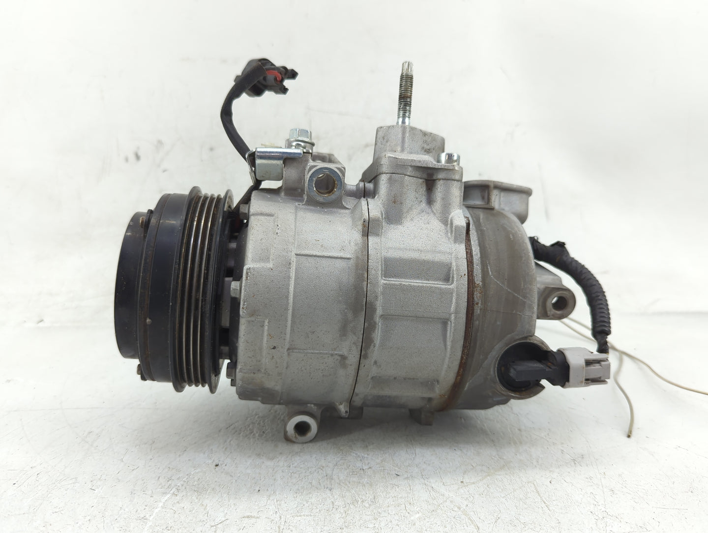 2013-2018 Ford Fusion Air Conditioning A/c Ac Compressor Oem - Oemusedautoparts1.com