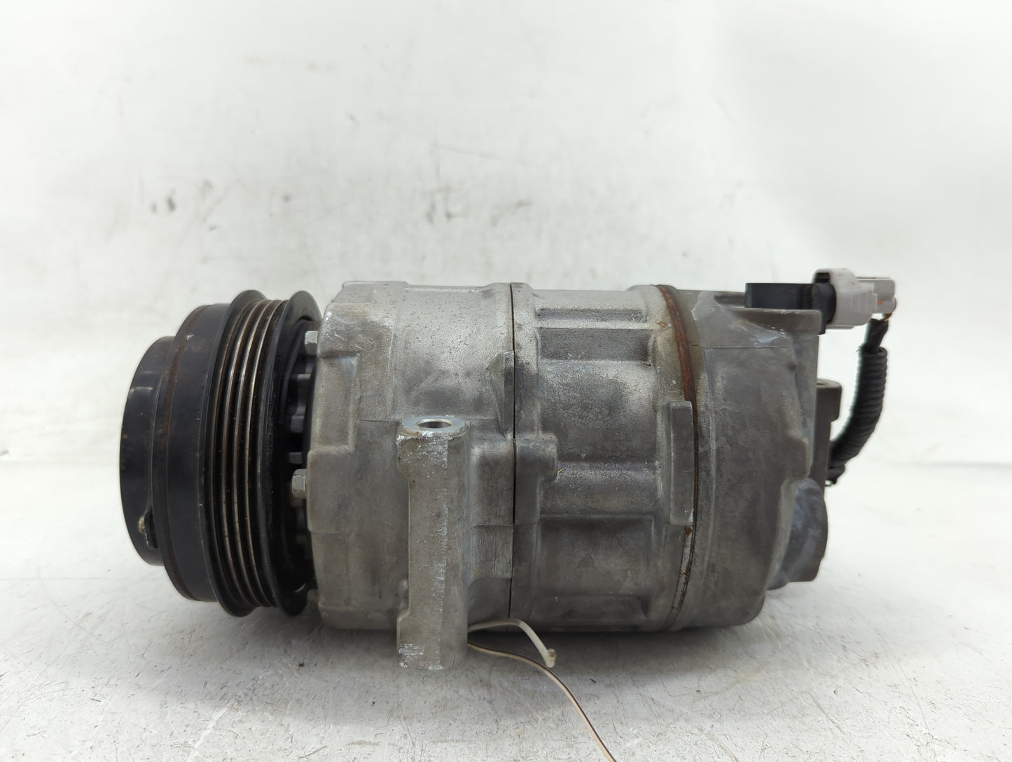 2013-2018 Ford Fusion Air Conditioning A/c Ac Compressor Oem - Oemusedautoparts1.com