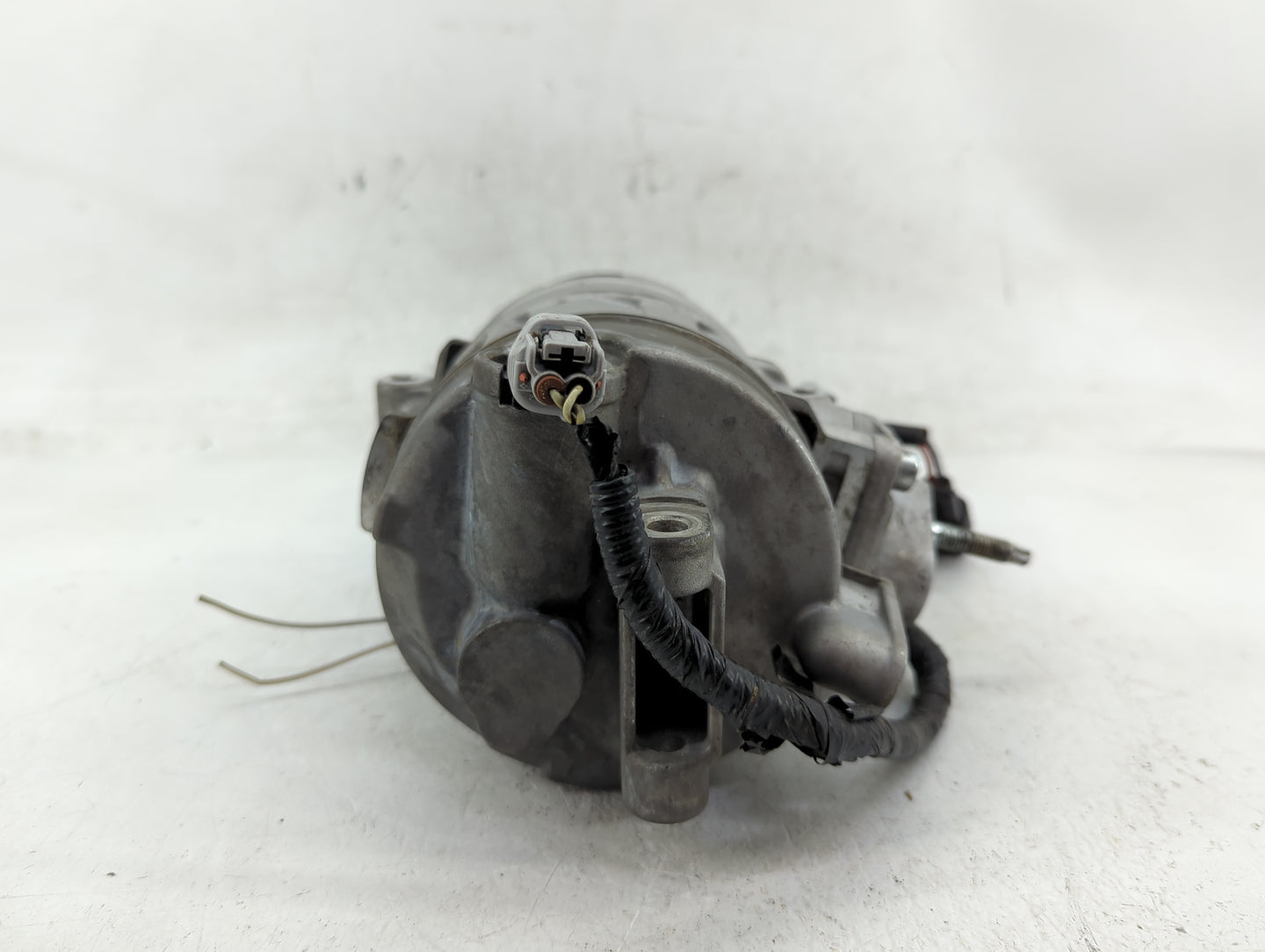 2013-2018 Ford Fusion Air Conditioning A/c Ac Compressor Oem - Oemusedautoparts1.com