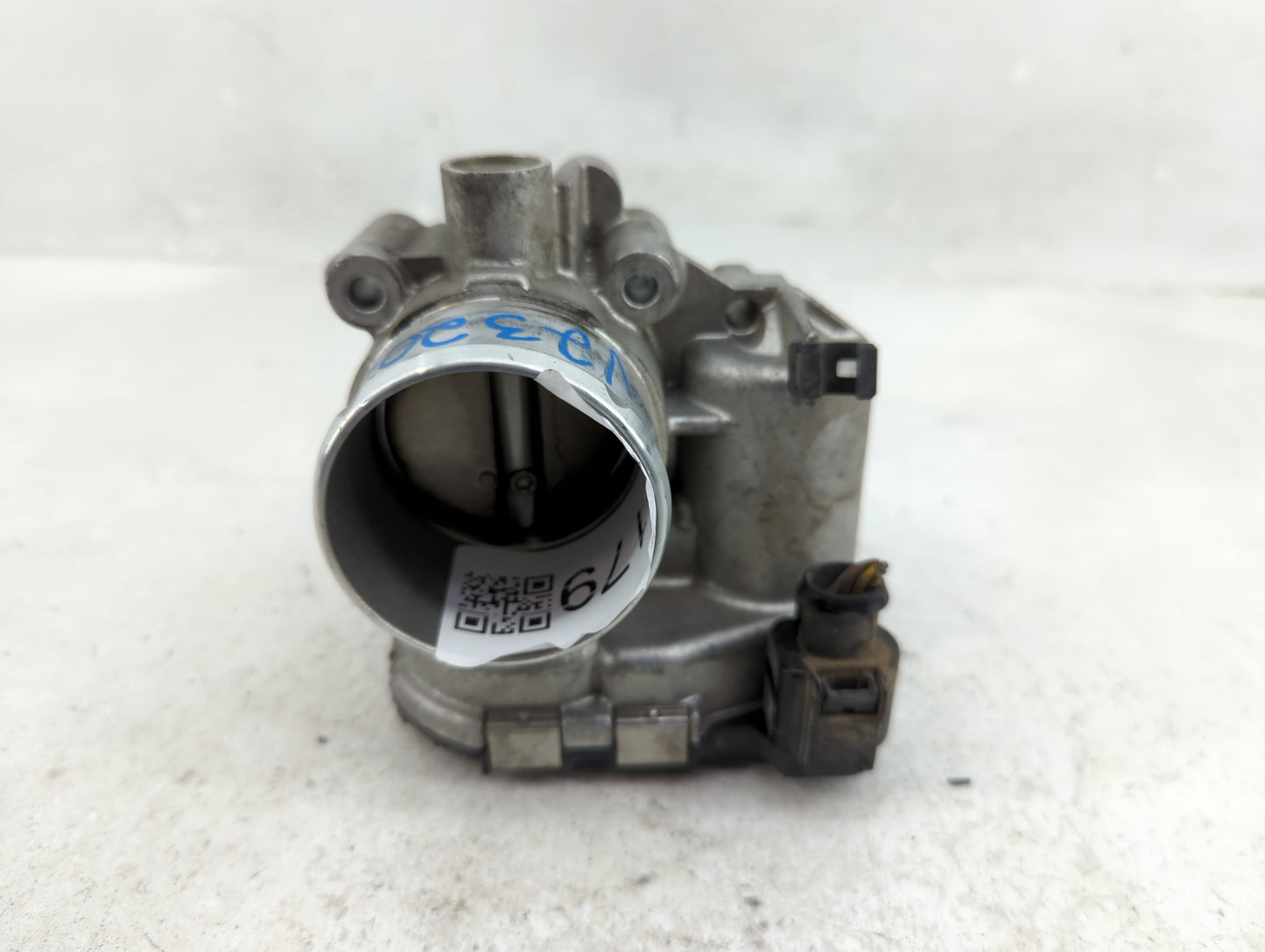2013-2014 Ford Fusion Throttle Body P/N:7S7G-9F991-CA 0280750535 Fits Fits 2013 2014 2015 2016 2017 2018 2019 OEM Used Auto 