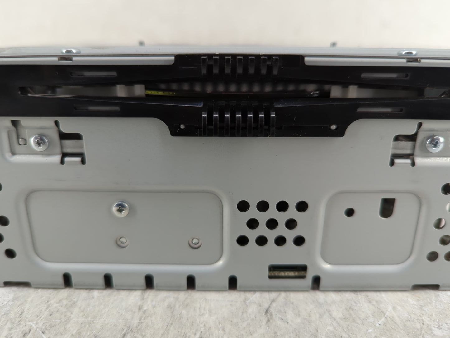 2013-2015 Ford Fusion Radio AM FM Cd Player Receiver Replacement P/N:DS7T-19C107-BH Fits Fits 2013 2014 2015 OEM Used Auto P