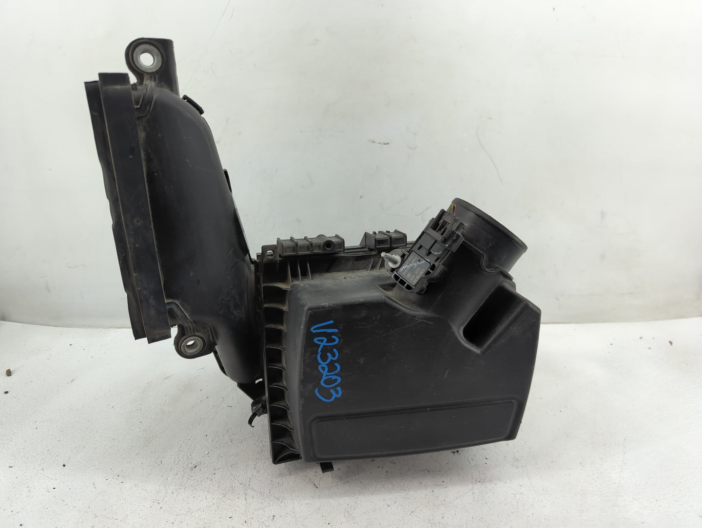 2013-2014 Ford Fusion Air Cleaner Intake-duct Hose Tube - Oemusedautoparts1.com