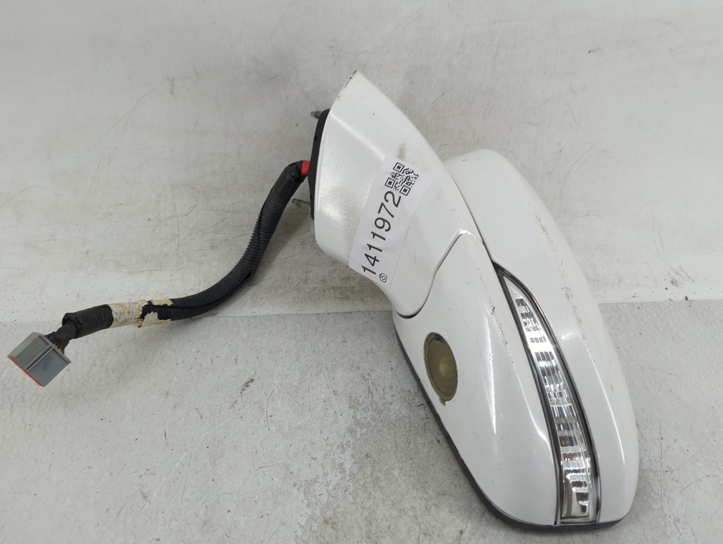 2013 Ford Fusion Driver Side View Mirror - Left Door Mirror OEM Used - Oemusedautoparts1.com