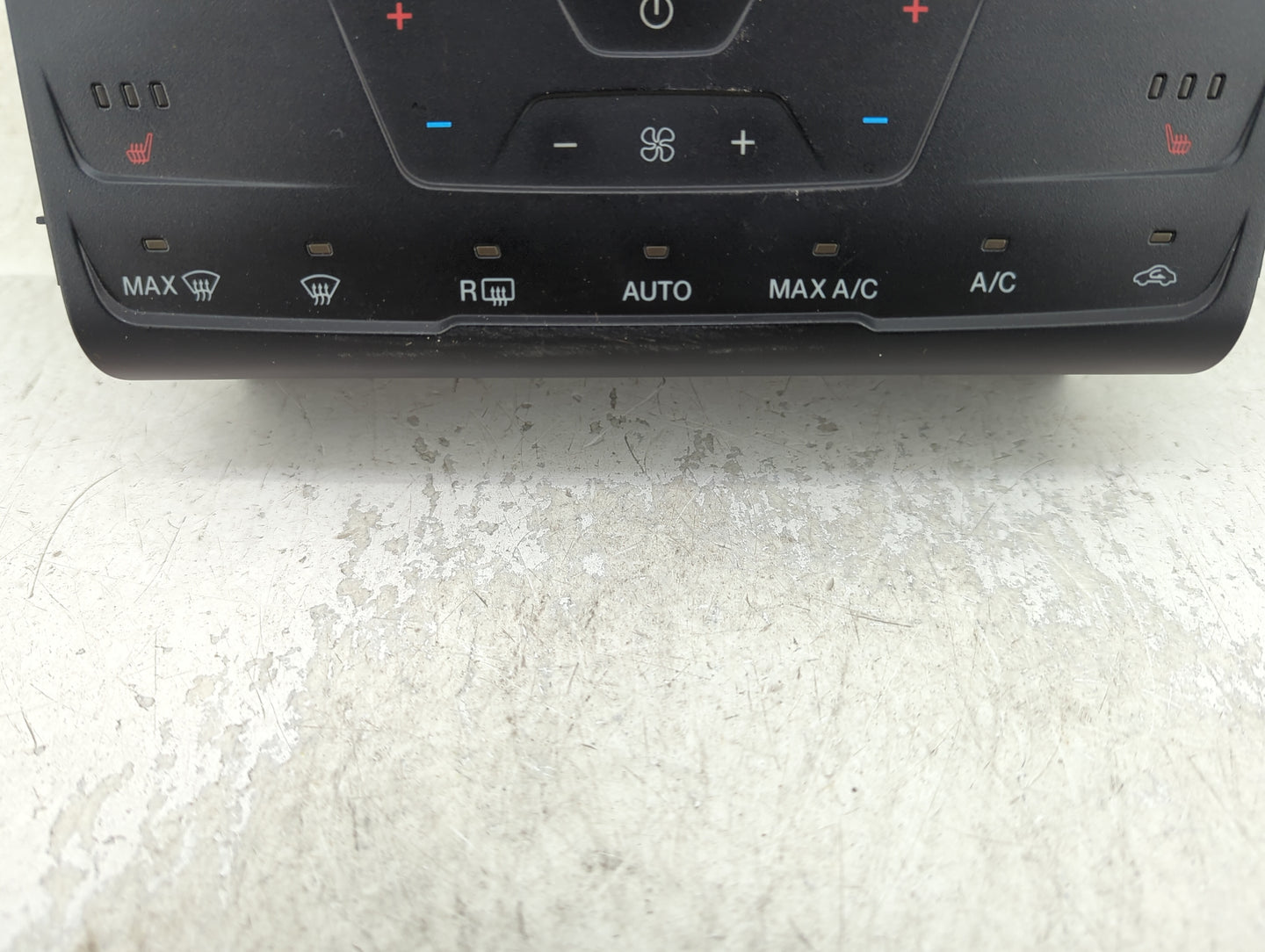 2013-2013 Ford Fusion Radio Control Panel - Oemusedautoparts1.com
