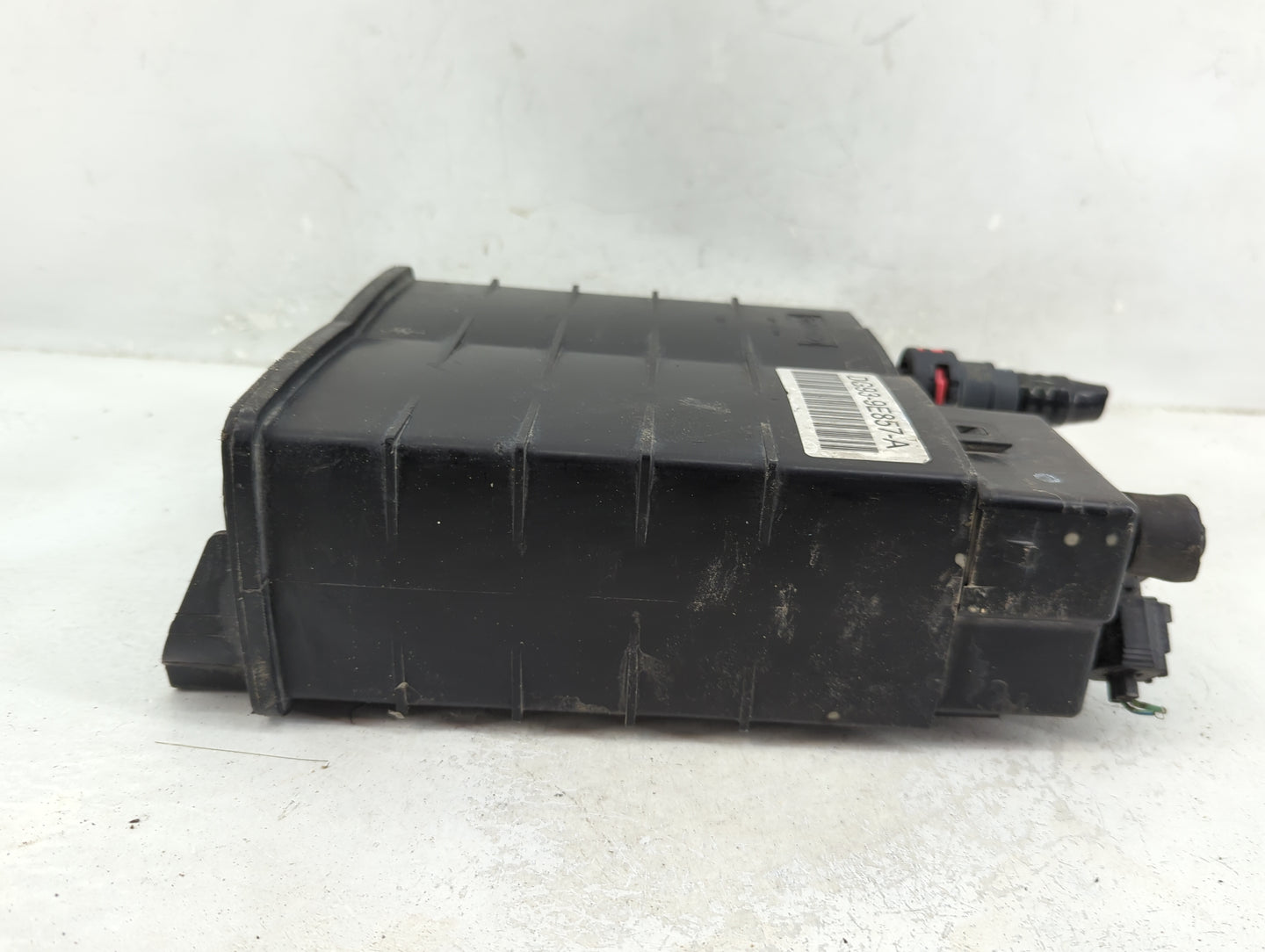 2013 Ford Fusion Fuel Vapor Charcoal Canister 1412636 - Oemusedautoparts1.com
