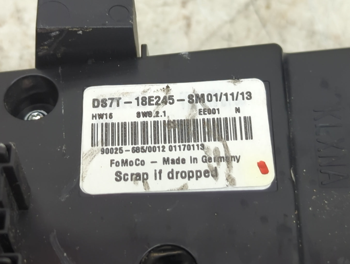 2013 Ford Fusion Climate Control Module Temperature AC/Heater Replacement P/N:DS7T-18E245-SM Fits OEM Used Auto Parts - Oemu