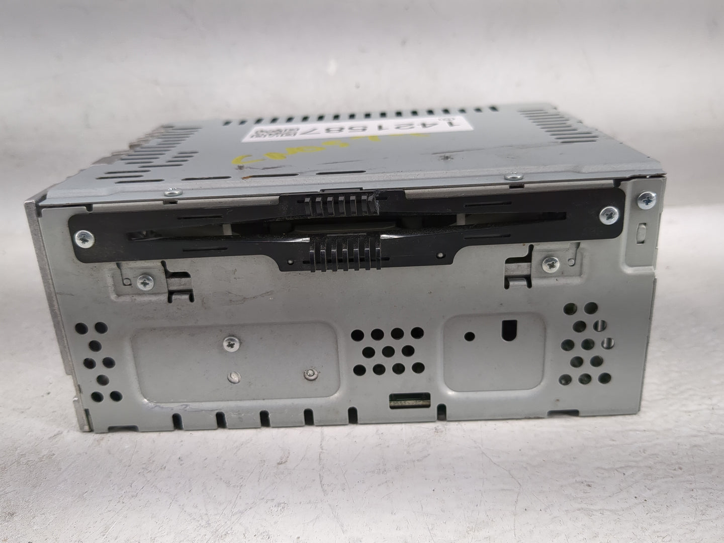 2013 Ford Fusion Radio AM FM Cd Player Receiver Replacement P/N:DS7T-19C107-BJ Fits OEM Used Auto Parts - Oemusedautoparts1.