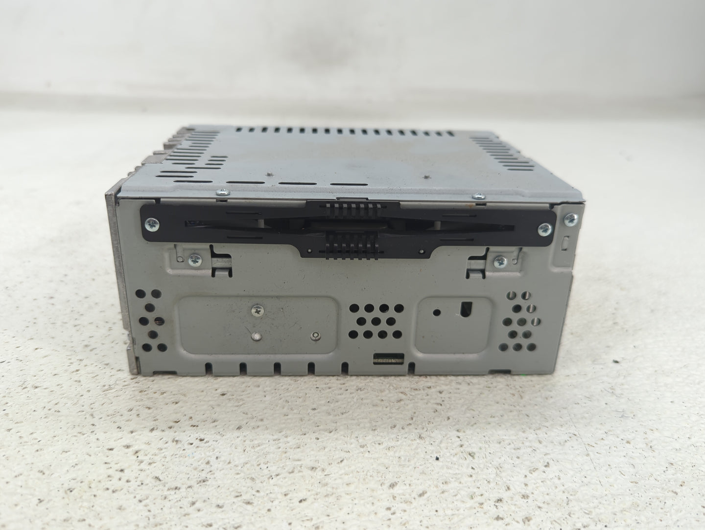 2013-2015 Ford Fusion Radio AM FM Cd Player Receiver Replacement P/N:DS7T-19C107-BJ Fits Fits 2013 2014 2015 OEM Used Auto P