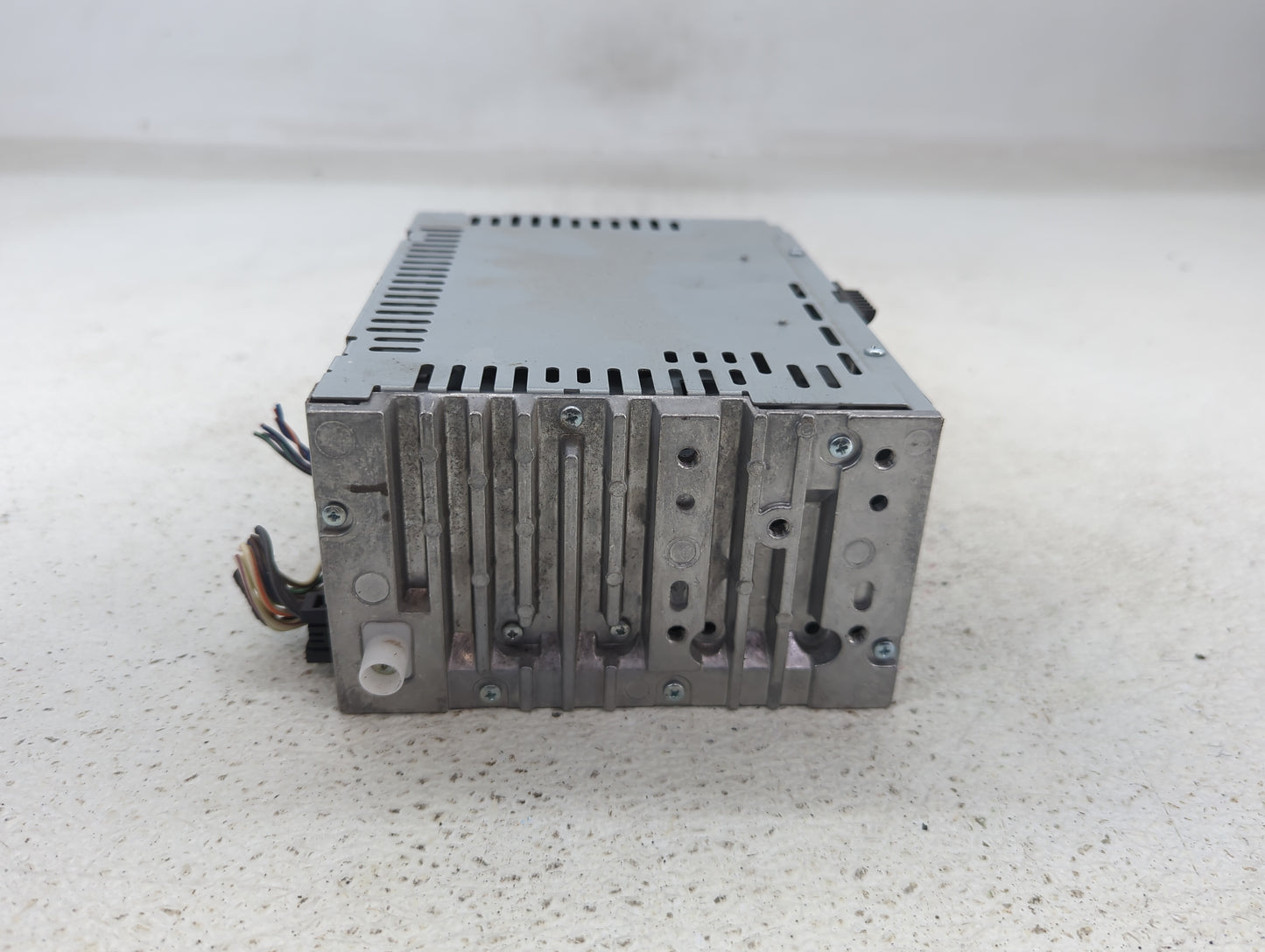 2013-2015 Ford Fusion Radio AM FM Cd Player Receiver Replacement P/N:DS7T-19C107-BJ Fits Fits 2013 2014 2015 OEM Used Auto P