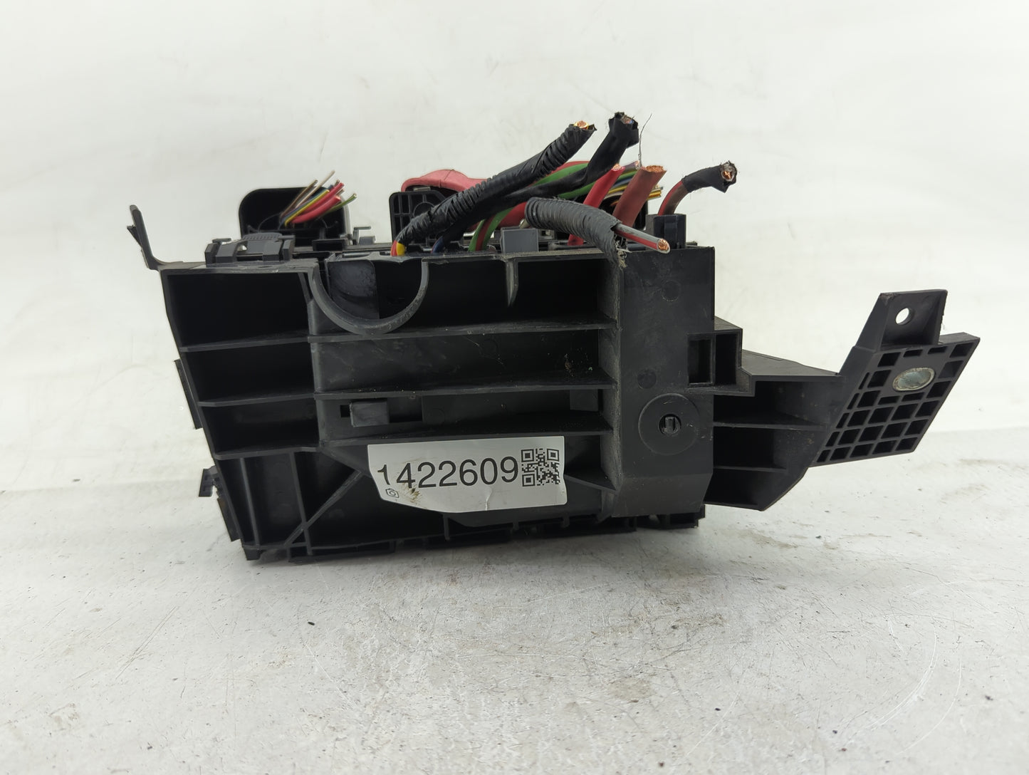 2013-2014 Ford Fusion Fusebox Fuse Box Panel Relay Module P/N:DG9T14A067DG Fits Fits 2013 2014 OEM Used Auto Parts - Oemused