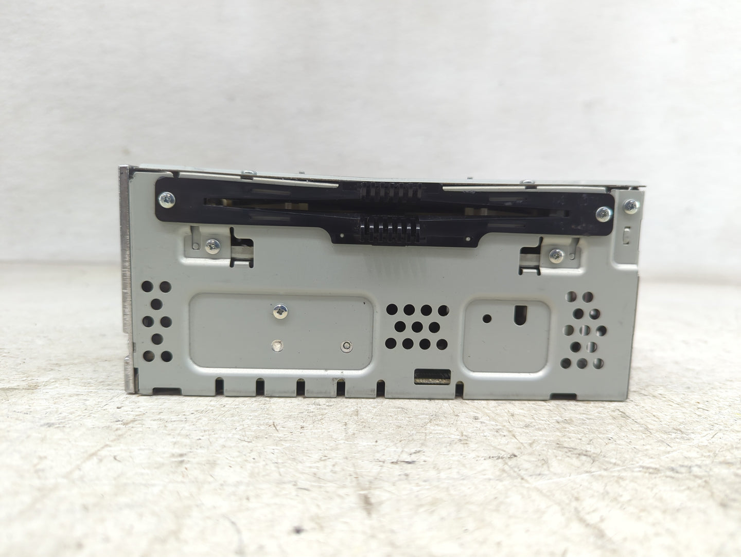 2013-2015 Ford Fusion Radio AM FM Cd Player Receiver Replacement P/N:DS7T-19C107-BH Fits Fits 2013 2014 2015 OEM Used Auto P