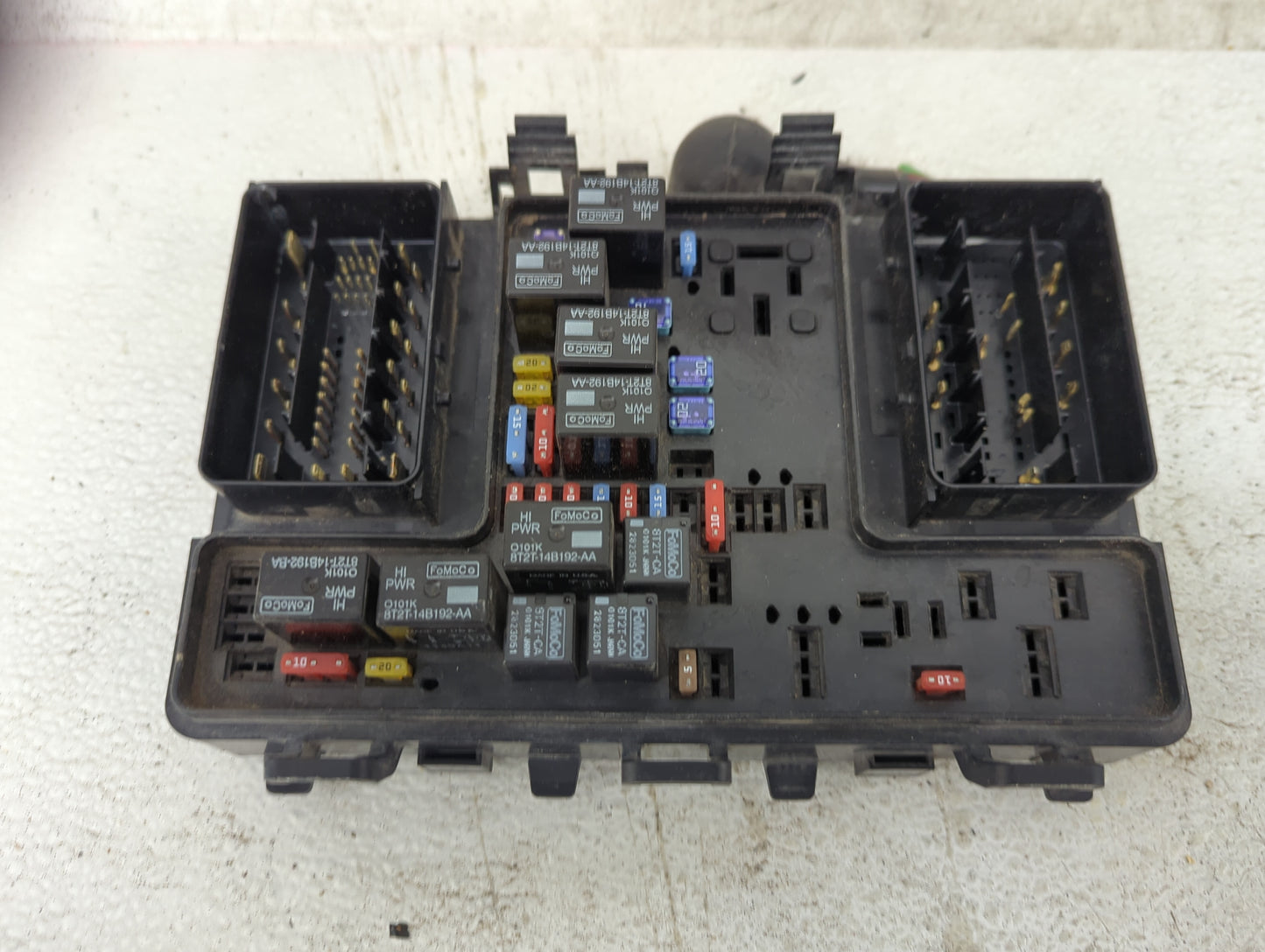 2013 Ford Fusion Fusebox Fuse Box Panel Relay Module P/N:DG9T14A075AA 8T2T-14B192-AA, 8T2T-CA Fits OEM Used Auto Parts - Oem