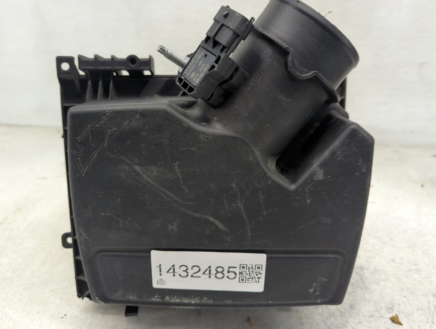 2013-2014 Ford Fusion Air Cleaner Intake-duct Hose Tube - Oemusedautoparts1.com