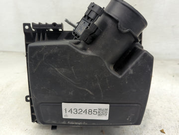 2013-2014 Ford Fusion Air Cleaner Intake-duct Hose Tube - Oemusedautoparts1.com