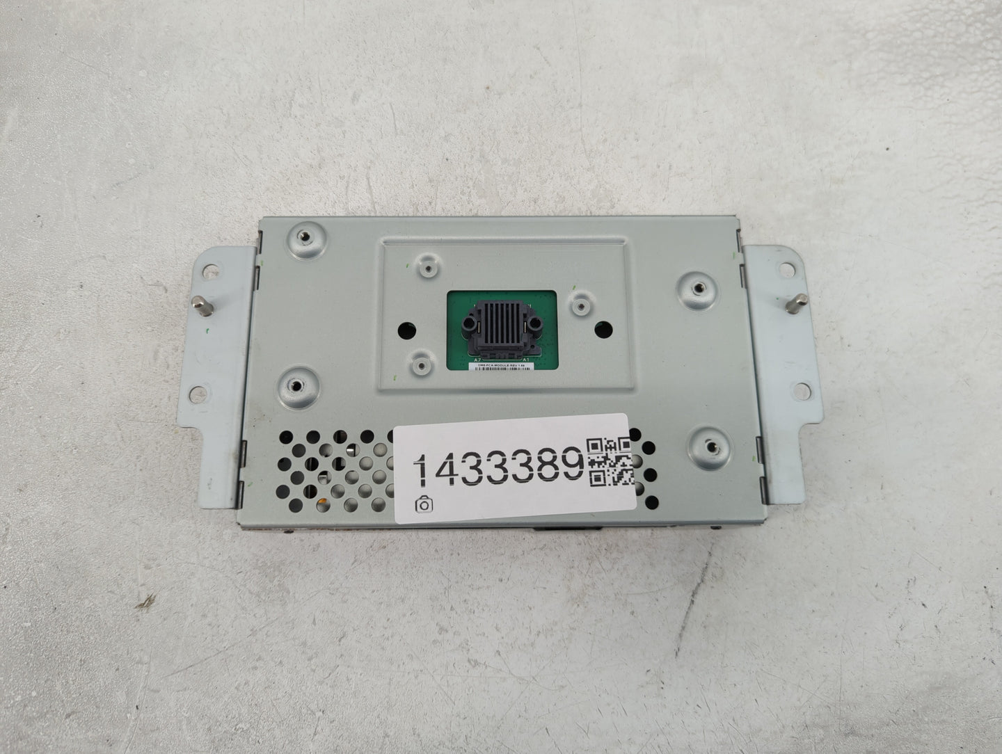 2013-2016 Ford Fusion Information Display Screen - Oemusedautoparts1.com