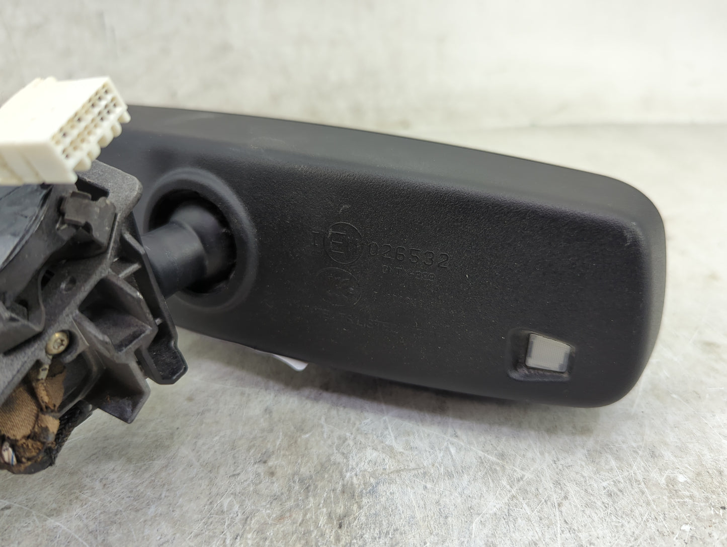2006-2020 Ford Fusion Interior Rear View Mirror Replacement OEM P/N:026532 DJ5A-17E678-DK Fits OEM Used Auto Parts - Oemused