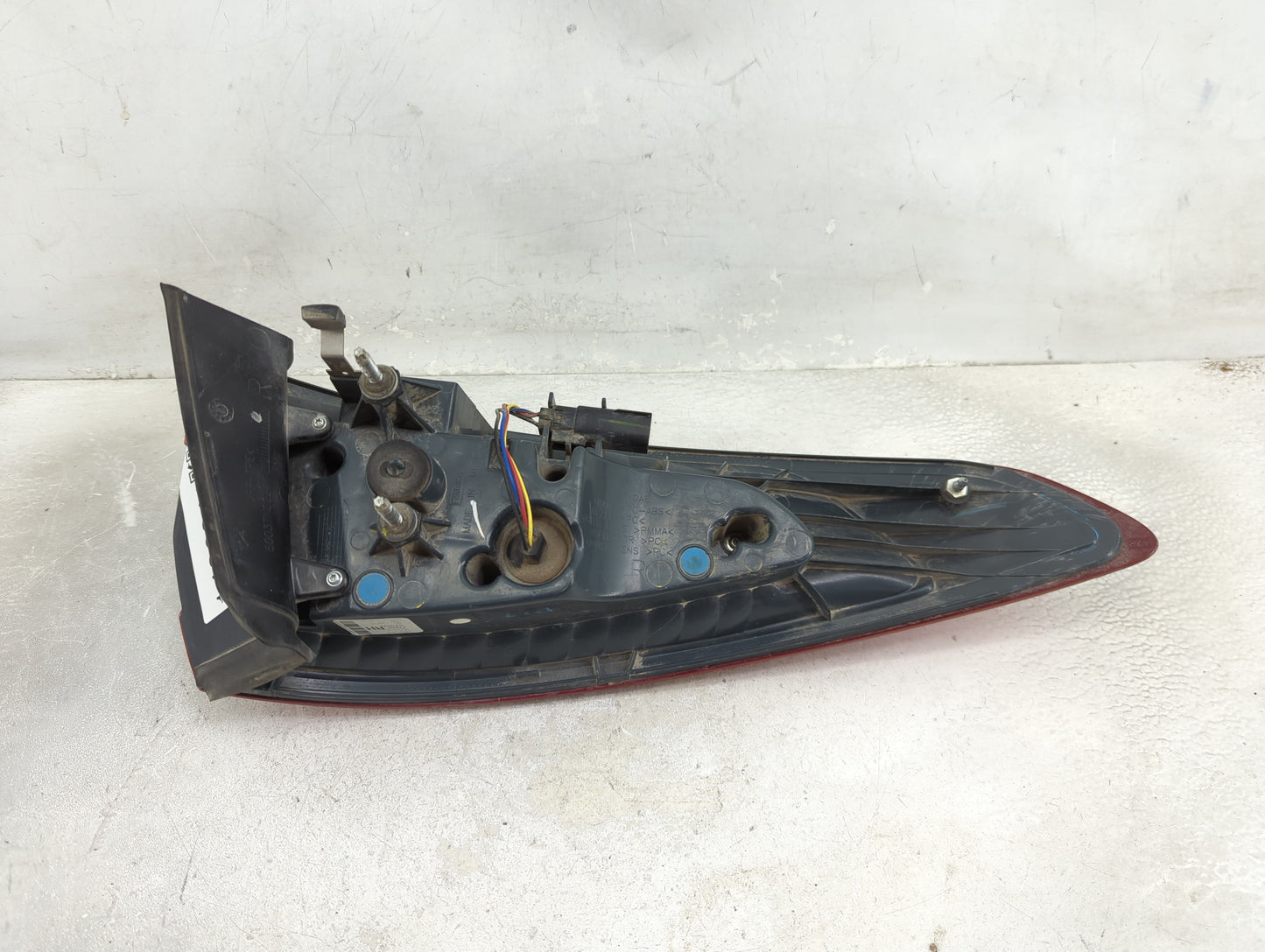 2013-2016 Ford Fusion Tail Light Assembly Passenger Right OEM P/N:DS73-13404-AG Fits Fits 2013 2014 2015 2016 OEM Used Auto 