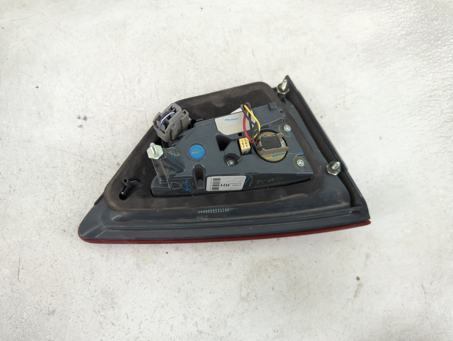 2013-2016 Ford Fusion Tail Light Assembly Passenger Right OEM P/N:DS73-13A602-AD Fits Fits 2013 2014 2015 2016 OEM Used Auto
