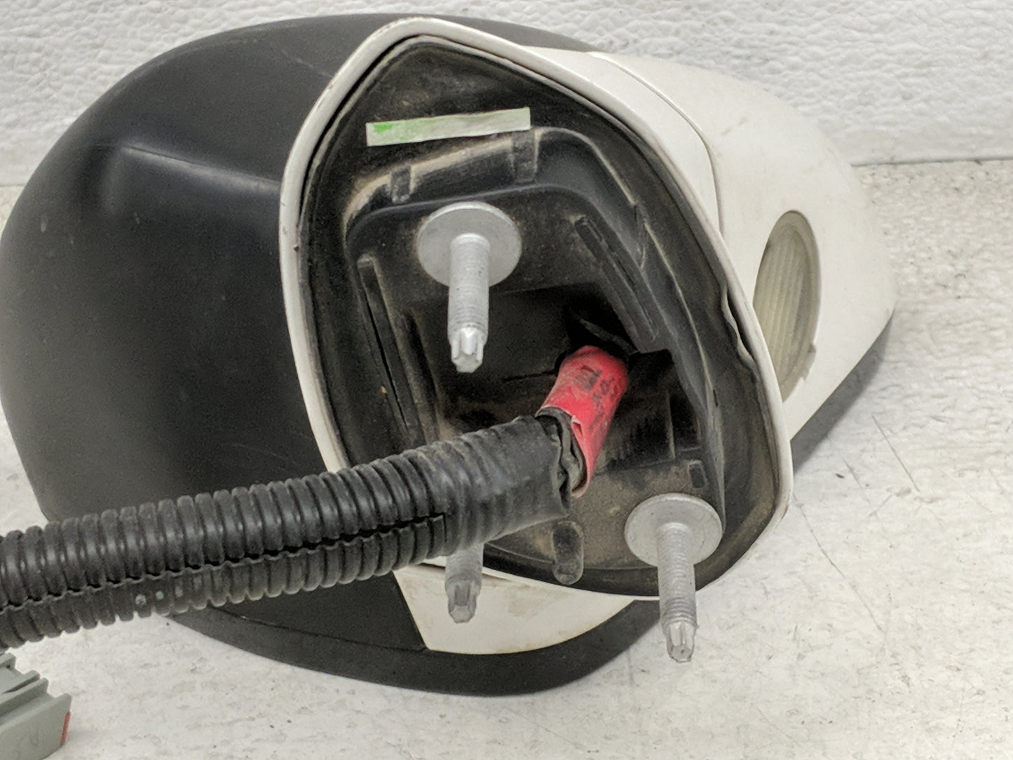 2013-2014 Ford Fusion Driver Side View Mirror - Left Door Mirror OEM Used - Oemusedautoparts1.com