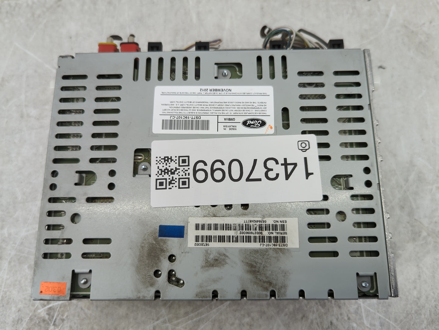 2013-2015 Ford Fusion Radio AM FM Cd Player Receiver Replacement P/N:DS7T-19C107-CJ Fits Fits 2013 2014 2015 OEM Used Auto P