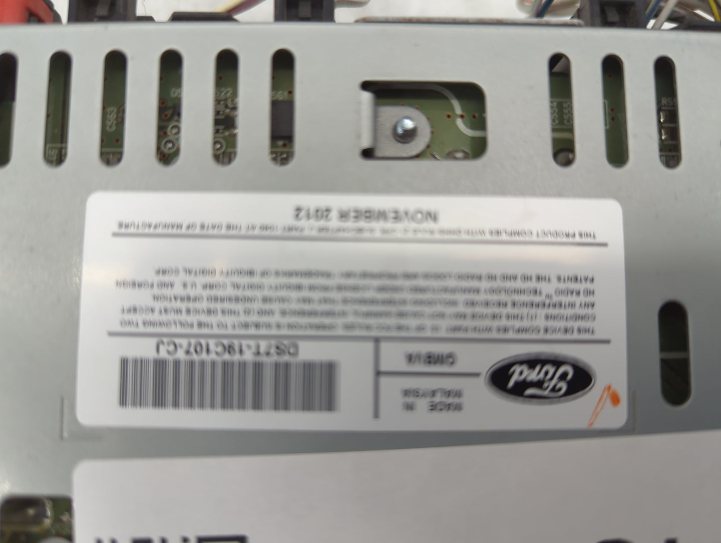 2013-2015 Ford Fusion Radio AM FM Cd Player Receiver Replacement P/N:DS7T-19C107-CJ Fits Fits 2013 2014 2015 OEM Used Auto P
