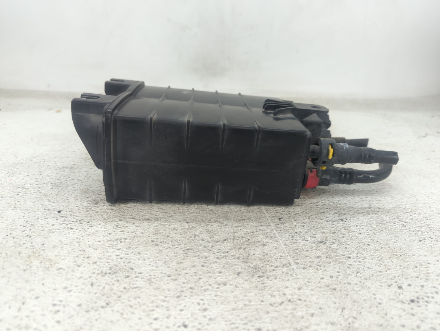 2013 Ford Fusion Fuel Vapor Charcoal Canister - Oemusedautoparts1.com