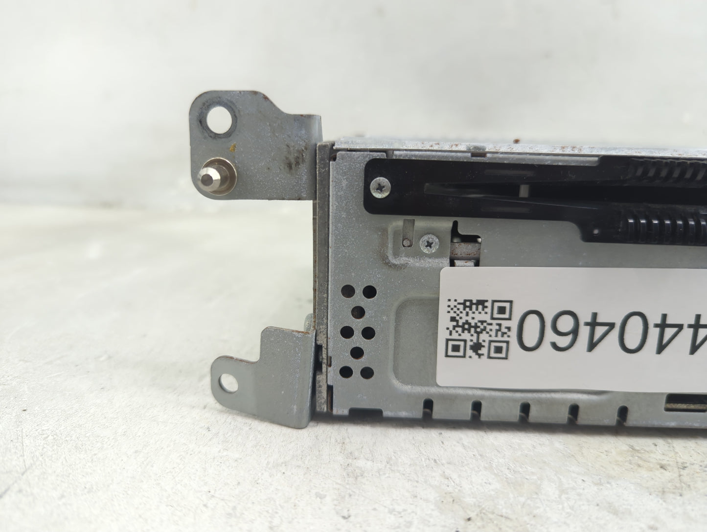 2013-2015 Ford Fusion Radio AM FM Cd Player Receiver Replacement P/N:DS7T-19C107-BH Fits Fits 2013 2014 2015 OEM Used Auto P