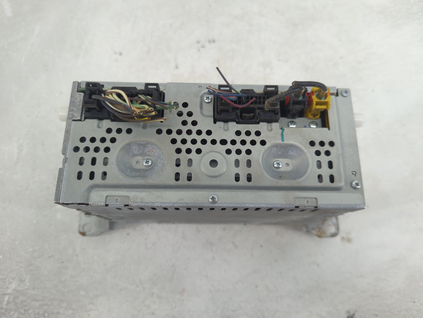 2013-2015 Ford Fusion Radio AM FM Cd Player Receiver Replacement P/N:DS7T-19C107-BH Fits Fits 2013 2014 2015 OEM Used Auto P