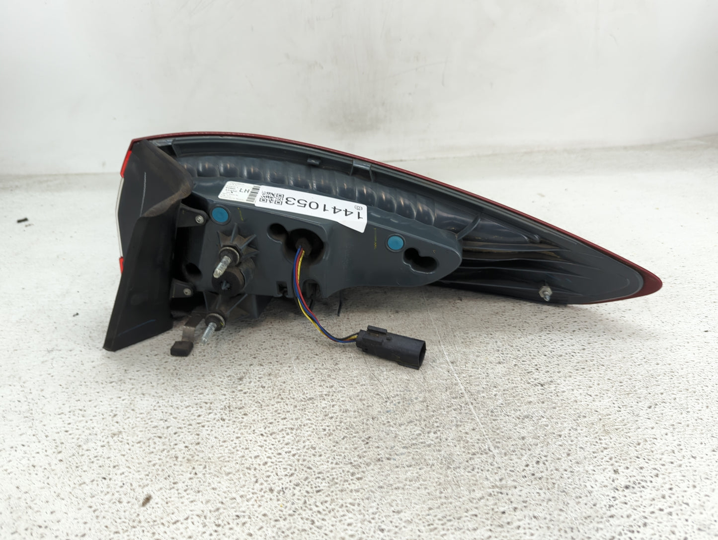 2013-2016 Ford Fusion Tail Light Assembly Driver Left OEM P/N:DS73-13405-AG Fits Fits 2013 2014 2015 2016 OEM Used Auto Part