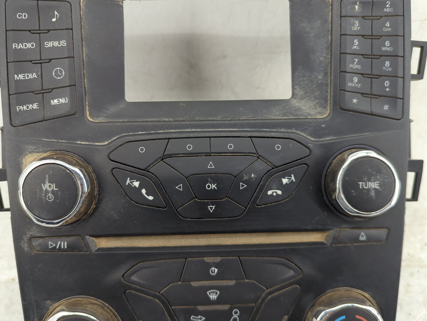 2013 Ford Fusion Radio AM FM Cd Player Receiver Replacement P/N:DS7T-18E243-KR DS7T-18E243-E Fits OEM Used Auto Parts - Oemu